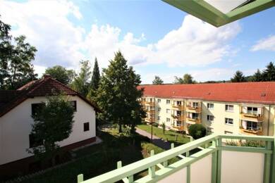 Wohnung zur Miete 328 € 3 Zimmer 59,3 m² 3. Geschoss frei ab sofort Ernst-Thälmann-Siedlung 35 Hohenstein-Ernstthal Hohenstein-Ernstthal 09337