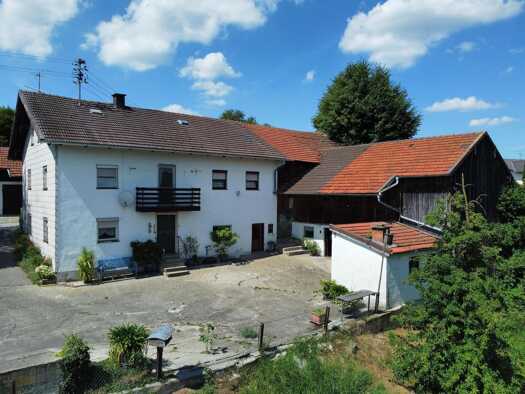 Einfamilienhaus zum Kauf 195.000 € 5 Zimmer 135 m² 616 m² Grundstück Freinberg Marklkofen 84163