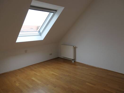 Maisonette zur Miete 580 € 2,5 Zimmer 76,7 m² Geschoss 2/3 frei ab 01.10.2026 Bergrheinfeld Bergrheinfeld 97493