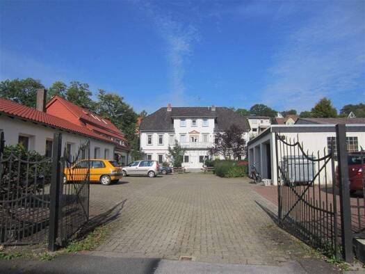 Wohnung zur Miete 400 € 3 Zimmer 95 m² EG frei ab 01.12.2025 Freiheit Osterode am Harz 37520
