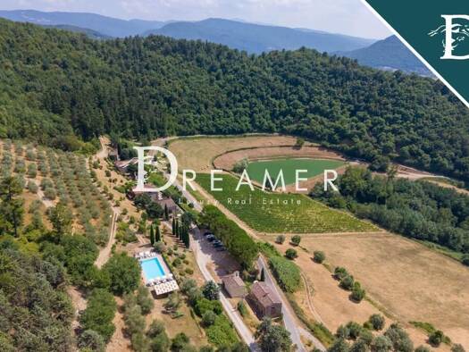 Bauernhaus zum Kauf 3.793.644 € 40 Zimmer 3.132 m² Dicomano 50062