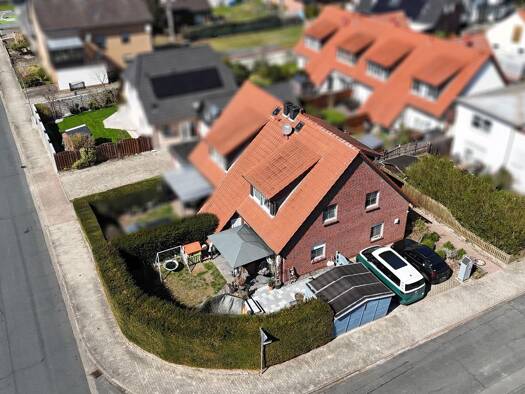 Doppelhaushälfte zum Kauf 5 Zimmer 120 m² 246 m² Grundstück Weyhausen 38554