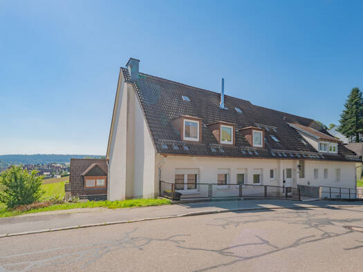 Wohnung zum Kauf 189.900 € 3,5 Zimmer 90,9 m² Dachgeschoss Stadtgebiet St. Georgen 78112
