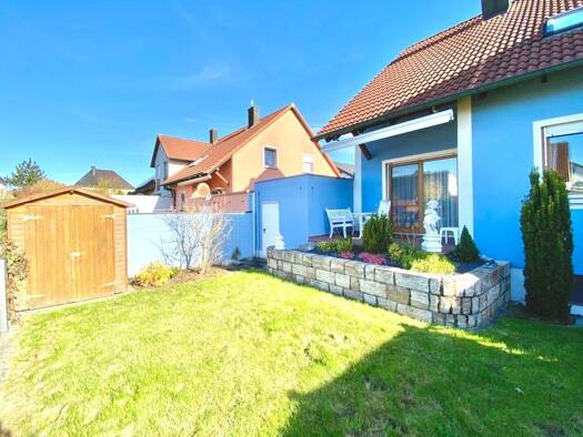 Reihenendhaus zum Kauf 269.000 € 5 Zimmer 101 m² 181 m² Grundstück Ettmannsdorf Schwandorf 92421