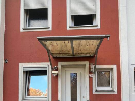 Reihenmittelhaus zum Kauf 165.000 € 80 m² 250 m² Grundstück Nordstadt Hameln 31787