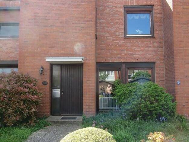 Reihenmittelhaus zum Kauf 269.000 € 4 Zimmer 135,2 m² 225 m² Grundstück Blockdiek Bremen 28327