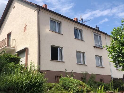 Mehrfamilienhaus zum Kauf provisionsfrei 252.000 € 9 Zimmer 239 m² 800 m² Grundstück Großrosseln 66352