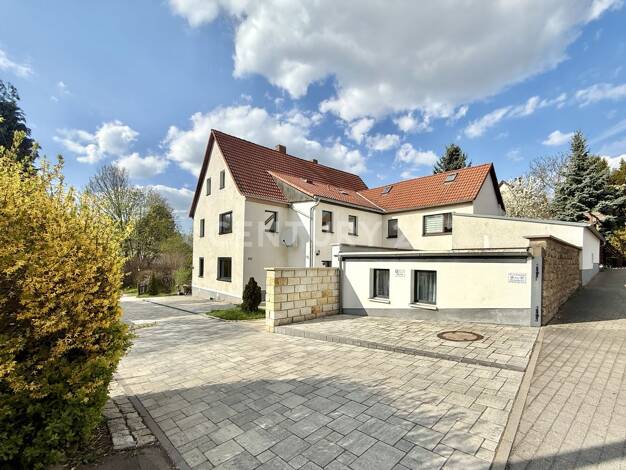Haus zum Kauf 425.000 € 11 Zimmer 270 m² 1.045 m² Grundstück frei ab sofort Freital Freital 01705
