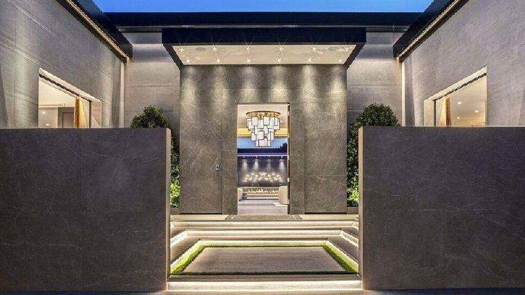 Haus zum Kauf 40.829.472 € 1.426 m² Los Angeles 90077