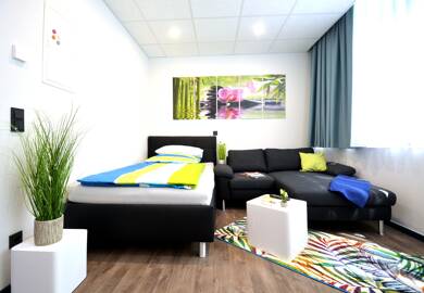 Studio zur Miete Wohnen auf Zeit 1.295 € 1 Zimmer 25 m² Kaiserstraße 73 Offenbach am Main Offenbach am Main 63065