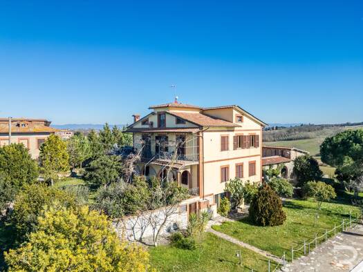 Haus zum Kauf 1.950.000 € 16 Zimmer 1.000 m² 200.000 m² Grundstück Torrita di Siena