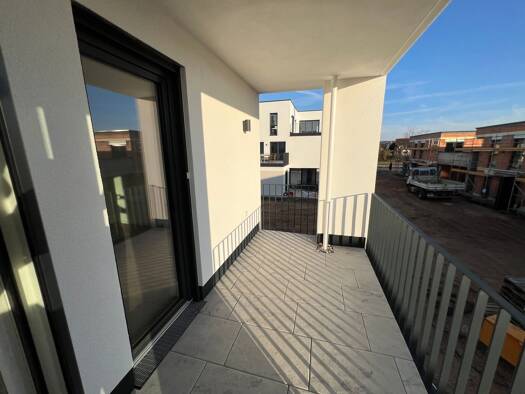 Wohnung zur Miete - Erstbezug 1.250 € 3 Zimmer 78,3 m² 1. Geschoss frei ab 01.05.2026 Möhrendorf 91096