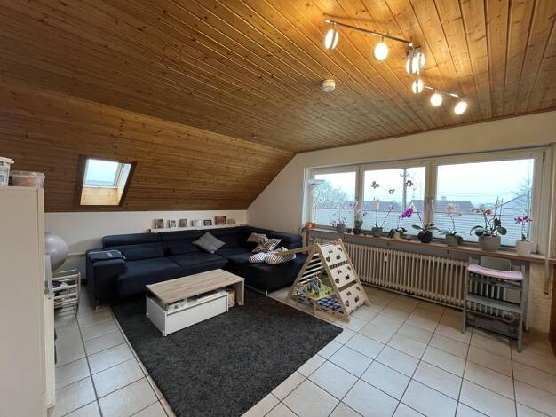 Wohnung zur Miete 950 € 5 Zimmer 98 m² frei ab sofort Altdorf 71155