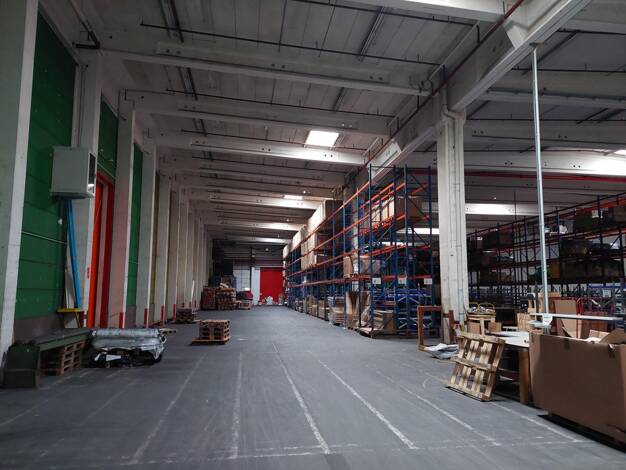 Lagerhalle zur Miete 3,99 € 2.300 m² Lagerfläche Osterbrooksweg 35-41 Schenefeld 22869