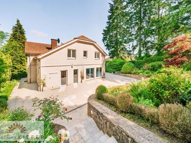 Villa zum Kauf provisionsfrei 2.200.000 € 6 Zimmer 360,2 m² 2.230 m² Grundstück Blaschette 7392