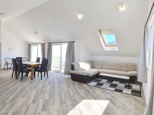 Wohnung zum Kauf 1.000 € 3 Zimmer 88 m² Dubrovnik