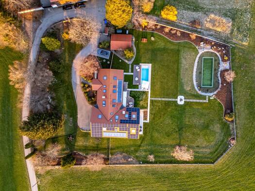 Villa zum Kauf 5.600.000 € 10 Zimmer 580 m² 5.620 m² Grundstück Roßhaupten 87672