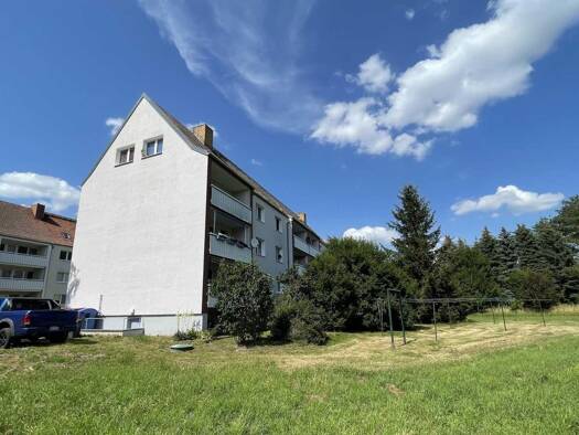 Wohnung zur Miete - Erstbezug 390 € 3 Zimmer 56 m² 3. Geschoss frei ab sofort Zum Schlosspark 35 Hof Naundorf 04769