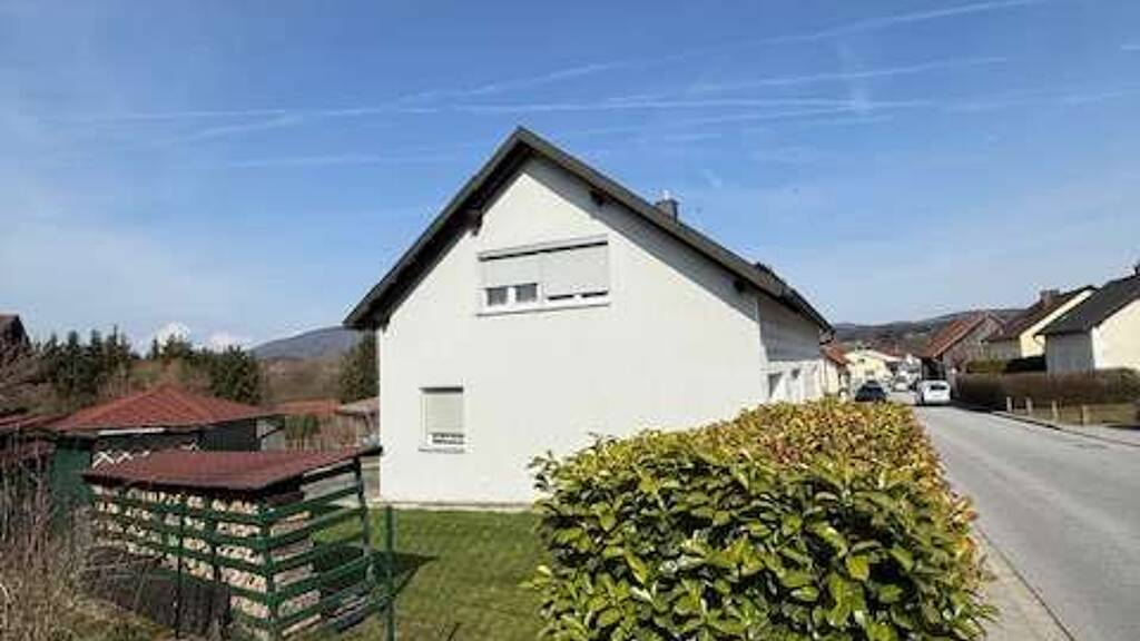 Einfamilienhaus zum Kauf 199.900 € 4 Zimmer 135 m² 391 m² Grundstück Schöllnach 94508