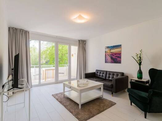 Wohnung zur Miete 750 € 2 Zimmer 54 m² Geschoss EG/1 frei ab sofort Friedrichshain Berlin 10247