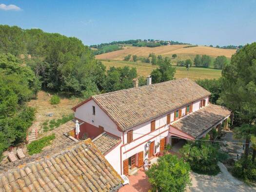 Bauernhaus zum Kauf 520.000 € 12 Zimmer 320 m² 10.000 m² Grundstück Panoramablick Corinaldo 60013