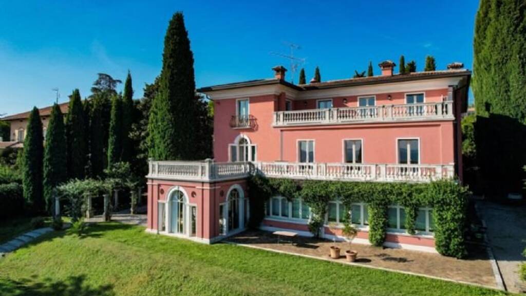 Villa zum Kauf 20 Zimmer 780 m² 2.500 m² Grundstück frei ab sofort Gardasee