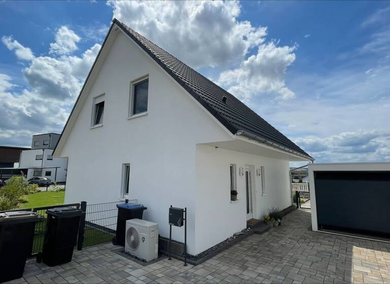 Einfamilienhaus zum Kauf provisionsfrei 410.000 € 5 Zimmer 109 m²<br/>Wohnfläche 544 m²<br/>Grundstück Miehlen Miehlen 56357