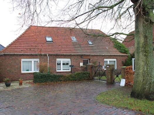 Haus zum Kauf 155.000 € 5 Zimmer 130 m² 645 m² Grundstück Westerbur Dornum 26553