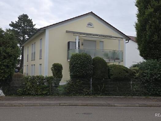 Mehrfamilienhaus zum Kauf 1.250.000 € 8 Zimmer 218 m² 490 m² Grundstück Ingolstadt 85053