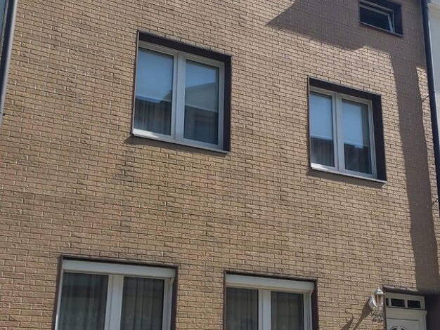 Reihenmittelhaus zum Kauf provisionsfrei 109.000 € 6 Zimmer 102 m² 186 m² Grundstück Parchim Parchim 19370