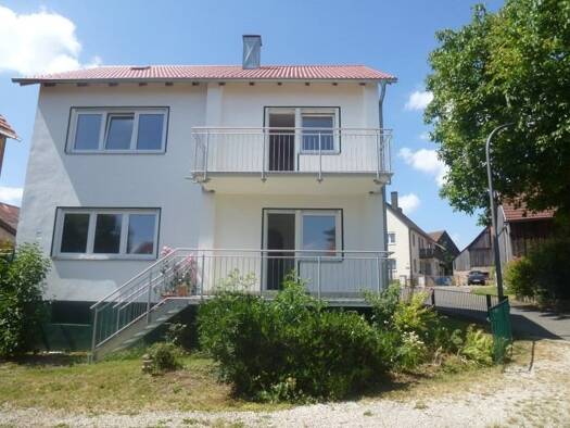 Einfamilienhaus zur Miete 1.140 € 5 Zimmer 120 m² frei ab 01.10.2026 Hauptstraße Thurndorf Kirchenthumbach 91281