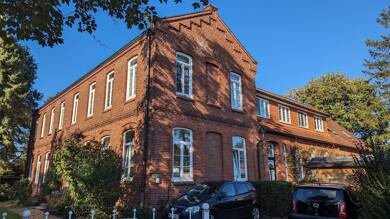 Mehrfamilienhaus zum Kauf als Kapitalanlage geeignet 799.000 € 18 Zimmer 521 m² 2.221 m² Grundstück Lüneburger Straße 171 Borstel Winsen (Luhe) 21423