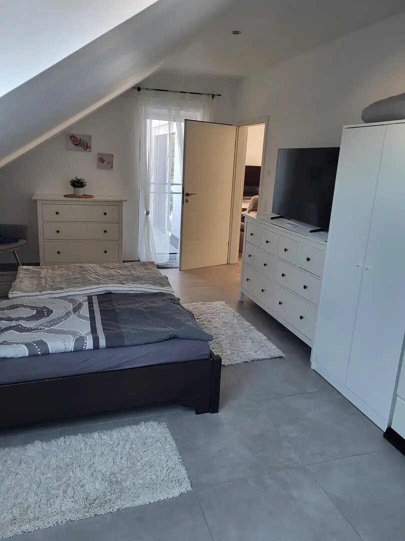 Wohnung zur Miete 700 € 3 Zimmer 140 m²<br/>Wohnfläche ab sofort<br/>Verfügbarkeit Rheinstraße Huttenheim Philippsburg 76661