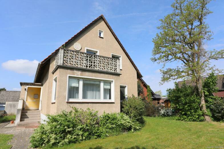Einfamilienhaus zum Kauf 225.000 € 7 Zimmer 151 m² 664 m² Grundstück Wasbüttel 38553