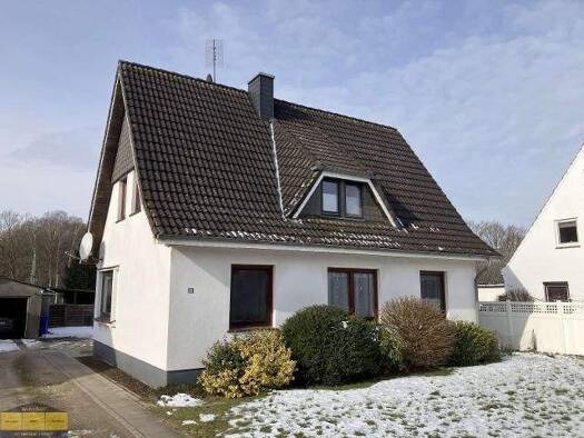 Wohnung zur Miete 545 € 3,5 Zimmer 77,8 m² 1. Geschoss frei ab 01.05.2026 Königsberger Straße 33 Stubben Beverstedt 27616