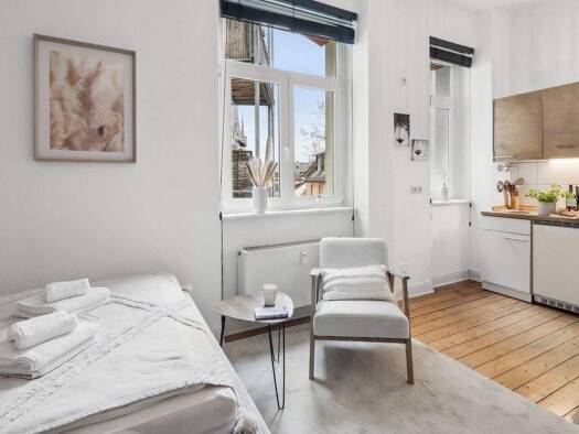 Wohnung zur Miete Wohnen auf Zeit 1.260 € 1 Zimmer 37 m² frei ab 22.02.2026 Am Schlosspark 0 Biebrich Wiesbaden 65203