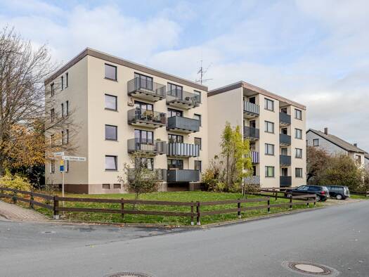 Mehrfamilienhaus zum Kauf als Kapitalanlage geeignet 1.950.000 € 1.028 m² 1.385 m² Grundstück Springe 31832