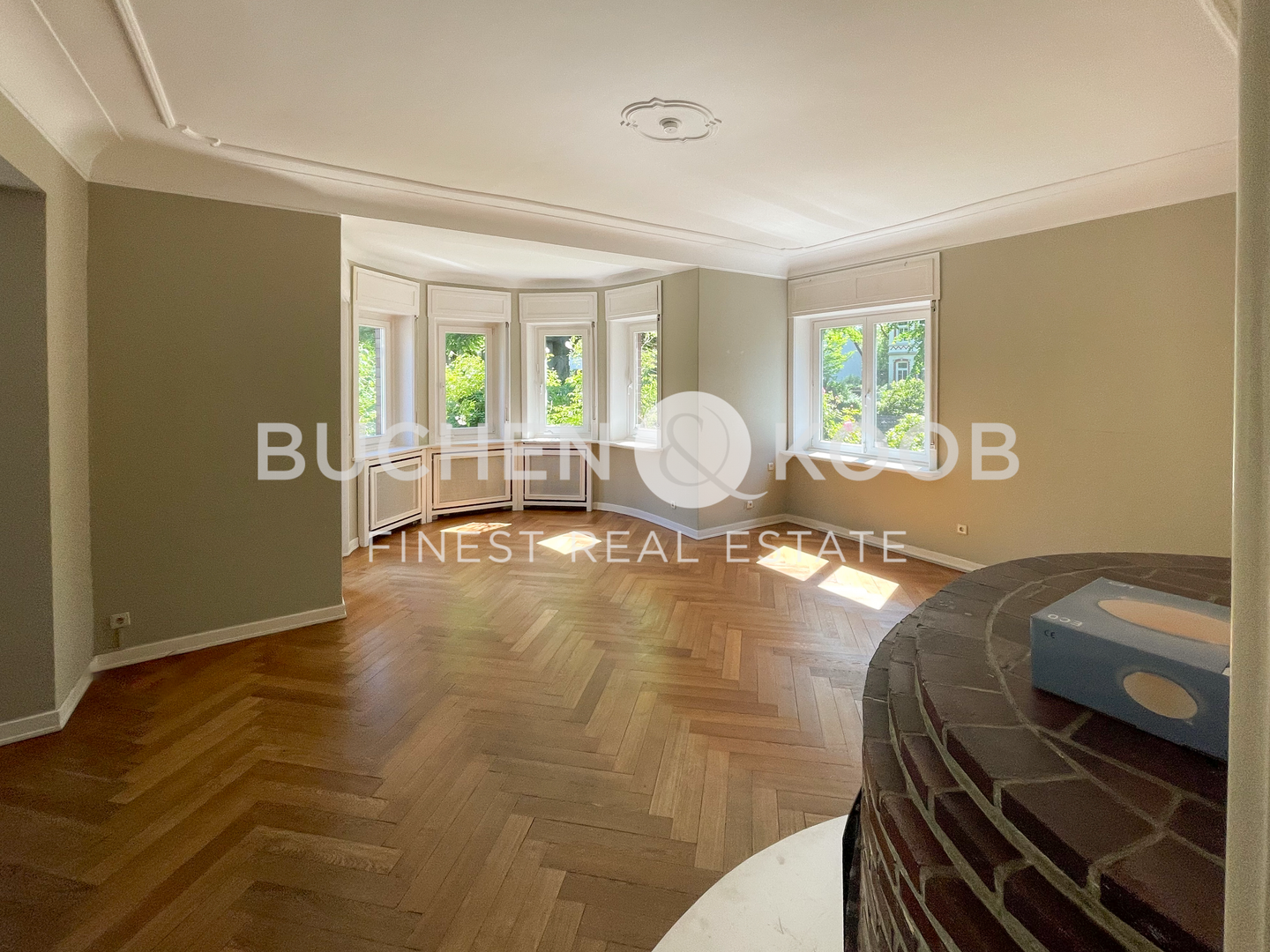 Property thumbnail 3