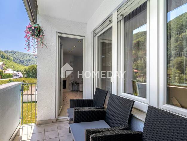 Wohnung zum Kauf 285.000 € 4 Zimmer 90 m² 3. Geschoss Bad Urach Bad Urach 72574