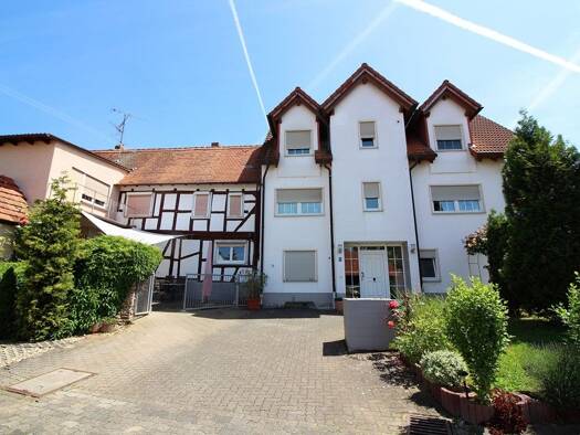 Einfamilienhaus zum Kauf 845.000 € 14 Zimmer 348 m² 2.725 m² Grundstück Ravolzhausen Neuberg 63543