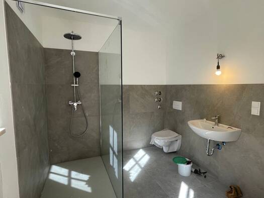 Wohnung zur Miete 755 € 2 Zimmer 60,4 m² Geschoss 3/3 frei ab 01.09.2025 Burghausen Burghausen 84489