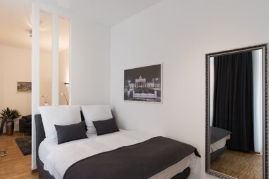 Wohnung zur Miete Wohnen auf Zeit 1.990 € 1 Zimmer 37 m² frei ab sofort Mitte Berlin 10119