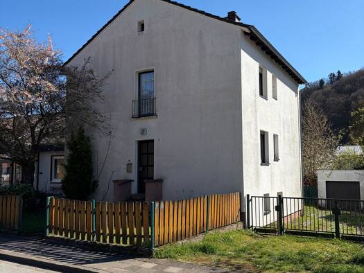 Einfamilienhaus zum Kauf 98.000 € 6 Zimmer 110 m² 415 m² Grundstück Thaleischweiler-Fröschen 66987