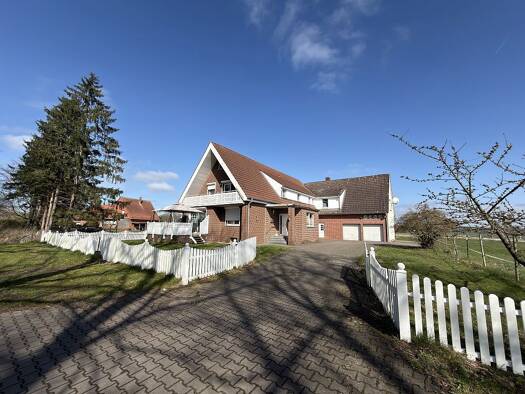 Mehrfamilienhaus zum Kauf 279.500 € 7 Zimmer 185 m² 2.200 m² Grundstück Friedewalde Petershagen 32469