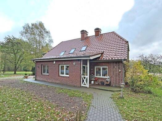 Einfamilienhaus zum Kauf 529.000 € 5 Zimmer 166 m² 4.169 m² Grundstück Rade Neu Wulmstorf / Rade 21629