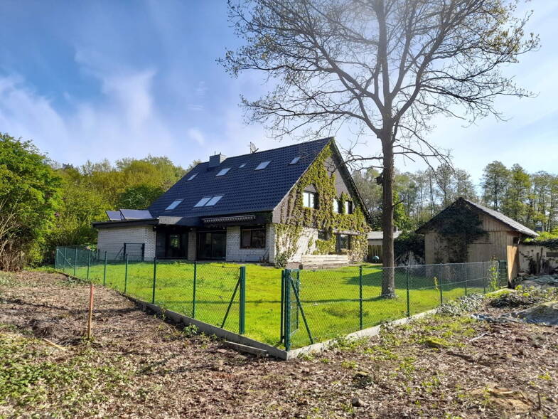 Einfamilienhaus zum Kauf provisionsfrei 480.000 € 8 Zimmer 209 m² 1.041 m² Grundstück Tischlerstraße 7 Gifhorn Gifhorn 38518