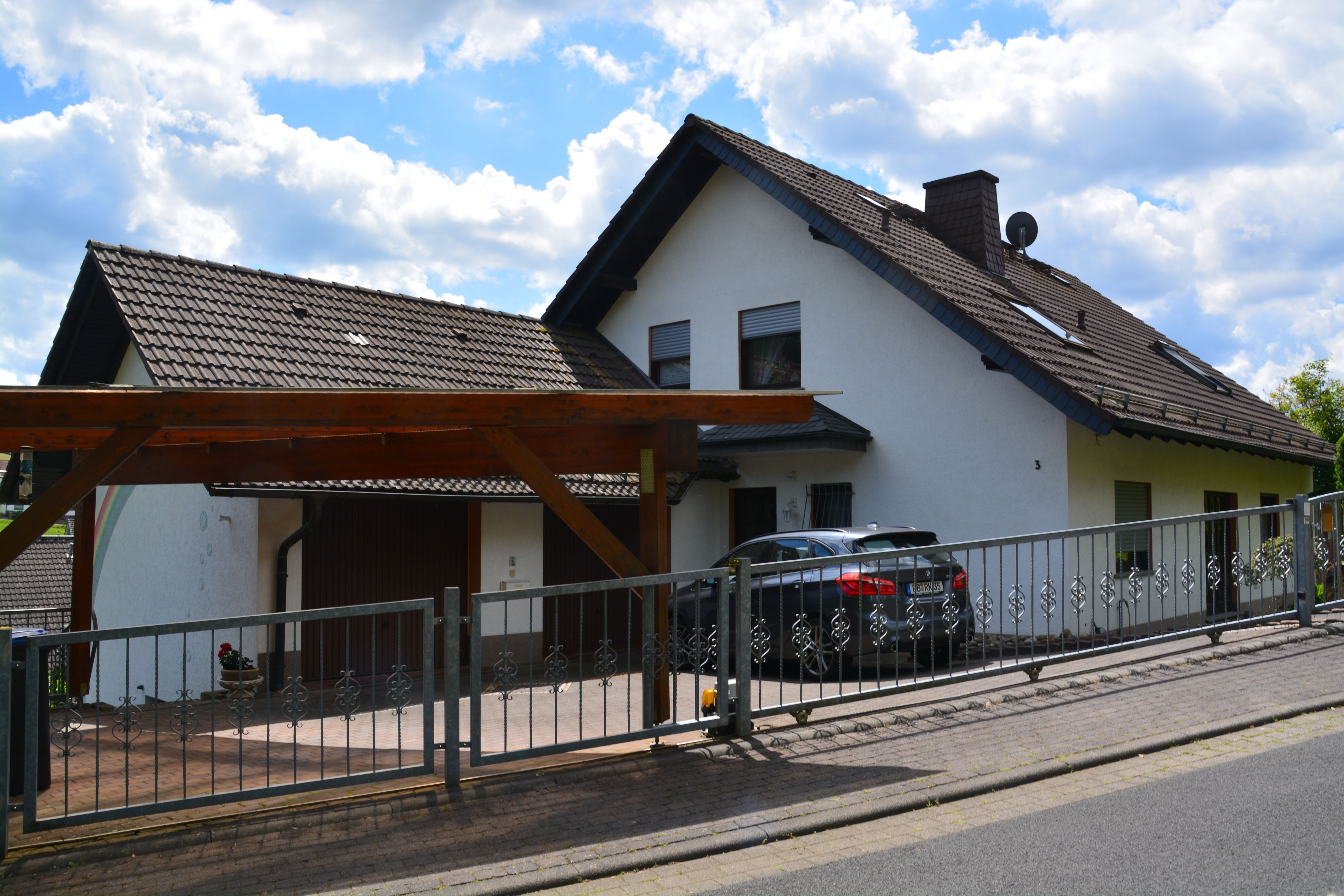 Haus zum Kauf 425.000 € 6 Zimmer 247 m²<br/>Wohnfläche 990 m²<br/>Grundstück Schmalnau Ebersburg 36157