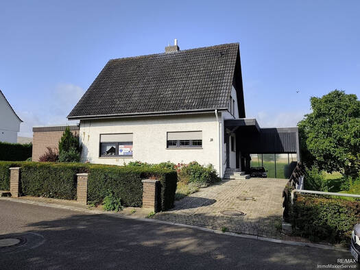 Einfamilienhaus zum Kauf 249.000 € 7 Zimmer 120 m² 1.019 m² Grundstück Löhne 32584