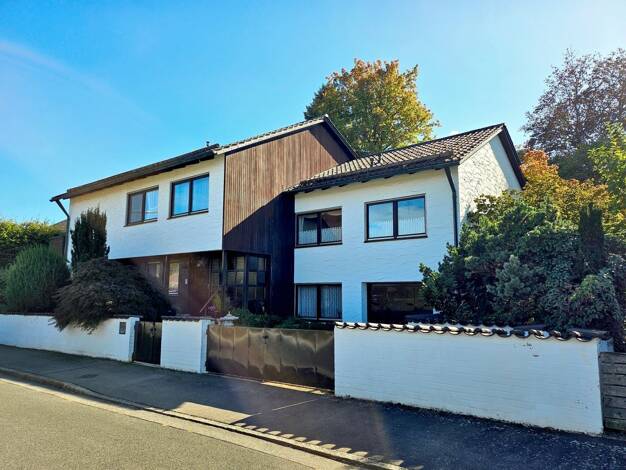 Einfamilienhaus zum Kauf 364.000 € 6 Zimmer 148,4 m² 732 m² Grundstück Neunkirchen Weiden in der Oberpfalz 92637