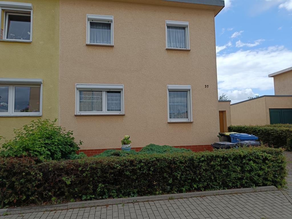 Doppelhaushälfte zum Kauf 160.000 € 4 Zimmer 97 m²<br/>Wohnfläche 501 m²<br/>Grundstück Ziebigk 91 Dessau-Roßlau 06846